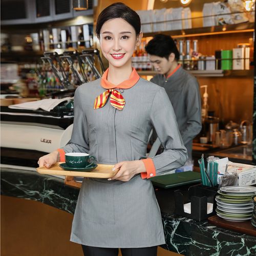 冬日餐飲服務(wù) 長袖秋冬季女裝工作服的選擇與搭配指南